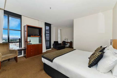 Peppers Waymouth Hotel - Cruises Travel 2