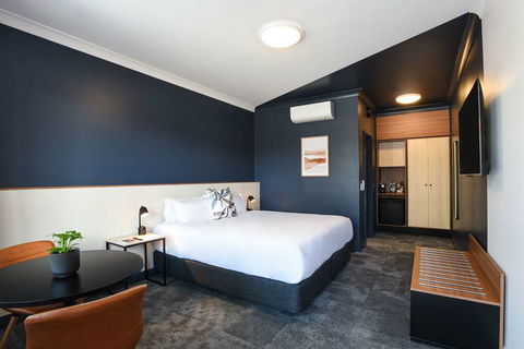 HotelMOTEL - Cruises Travel 4