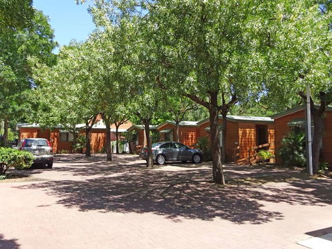 Adelaide Caravan Park - Tourism Guide 2