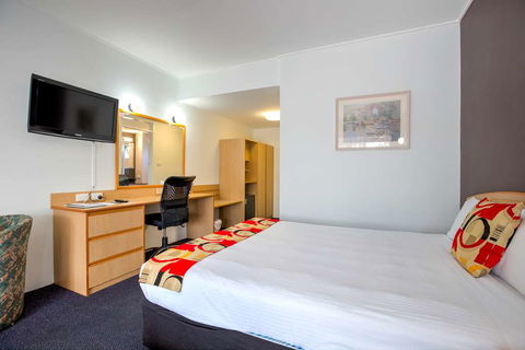 Best Western Zebra Motel - Cruises Travel 8