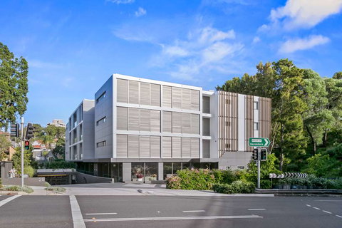 Good Life Suites - Travel Search 0