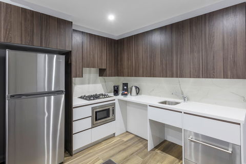 Meriton Serviced Apartments North Sydney - Cruises Travel 2
