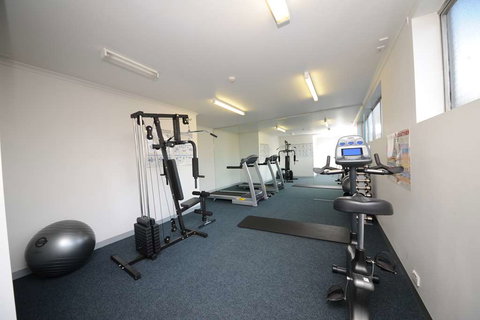 Royal Pacific Hotel - Travel Search 11