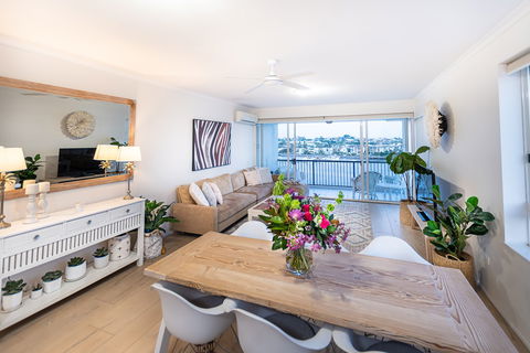 Goldsborough Place - Cruises Travel 10
