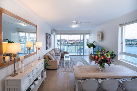 Goldsborough Place - Cruises Travel 11