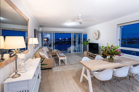Goldsborough Place - Cruises Travel 14