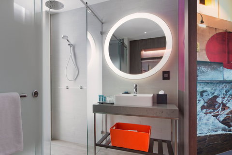 Aloft Perth - Travel Search 5