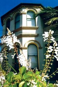 Admiral Collingwood Lodge - Cruises Travel 0
