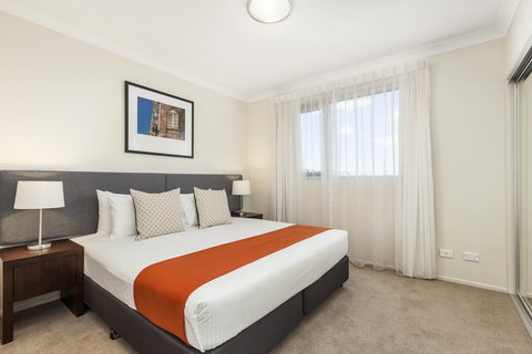 Quest Breakfast Creek - Travel Search 3