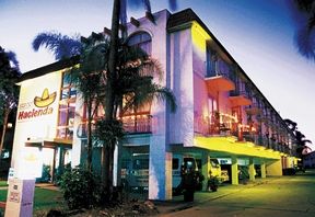 Airport Hacienda Motel - Tourism Guide 0