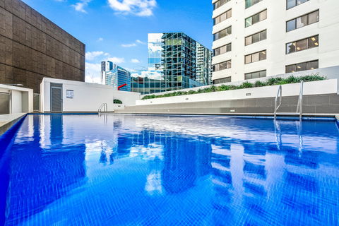 Astra Apartments Parramatta - Tourism Guide 10