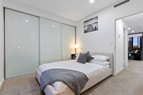 Astra Apartments Parramatta - Skyrise - Tourism Guide 15