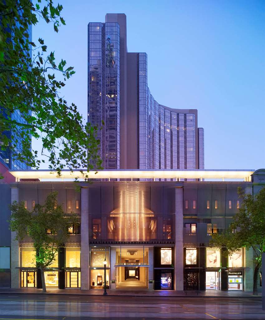 Melbourne VIC Tourism Guide