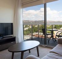 Hume Serviced Apartments - Cruises Travel