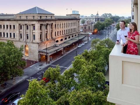 Mercure Grosvenor Hotel Adelaide - Cruises Travel 0