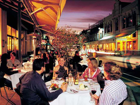 Mercure Grosvenor Hotel Adelaide - Cruises Travel 16