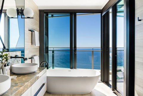 Langham, Gold Coast & Jewel Residences - Tourism Guide 5