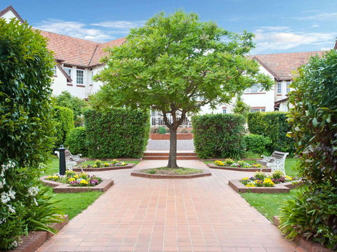 Mercure Canberra Hotel - Travel Search 15