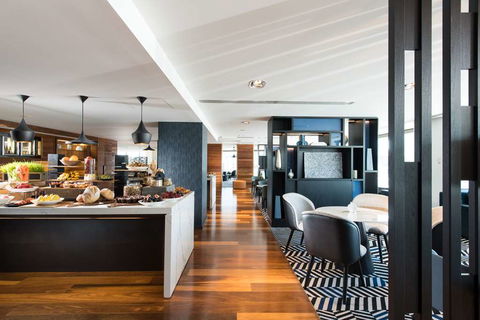Pan Pacific Melbourne - Tourism Guide 10