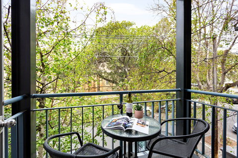 Quest St Kilda Bayside - Travel Agents 2