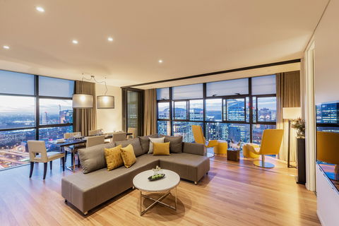 Fraser Suites Sydney - Cruises Travel 11