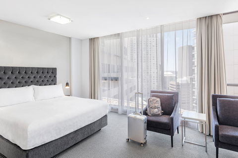Meriton Suites Campbell Street - Cruises Travel 3