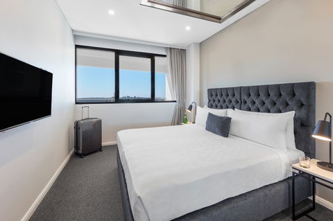 Meriton Suites Kent Street - Cruises Travel 5