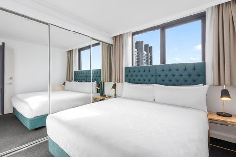 Meriton Suites Pitt Street - Cruises Travel 15