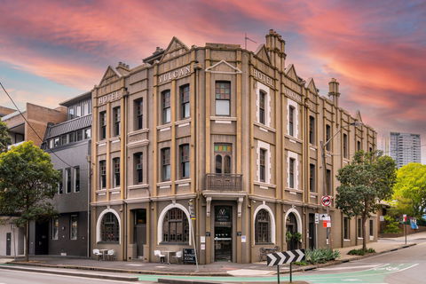 The Vulcan Hotel - Cruises Travel 0