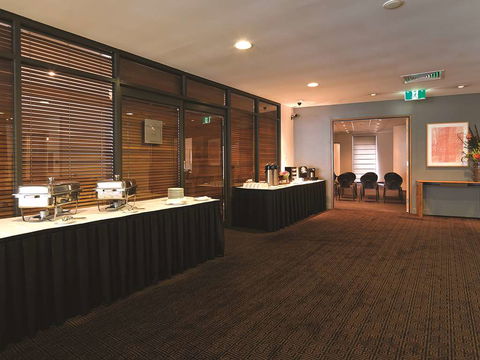 Adina Apartment Hotel Sydney Town Hall - Tourism Guide 13
