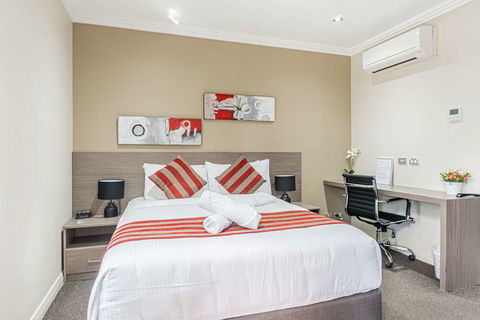 Best Western Plus Camperdown Suites - Cruises Travel 5