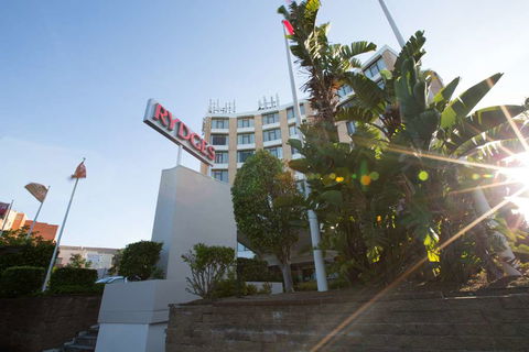 Rydges Camperdown - Cruises Travel 0
