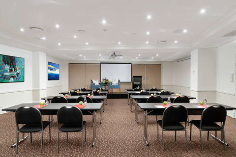 Rydges Camperdown - Cruises Travel 9