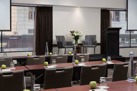 Rydges World Square Sydney - Cruises Travel 16