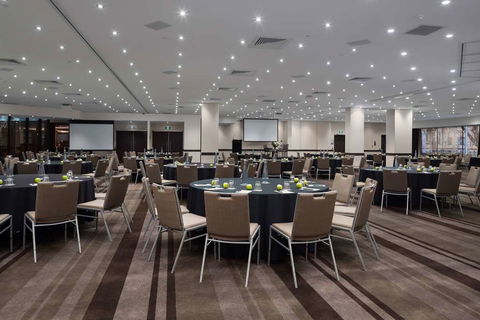Rydges World Square Sydney - Cruises Travel 17