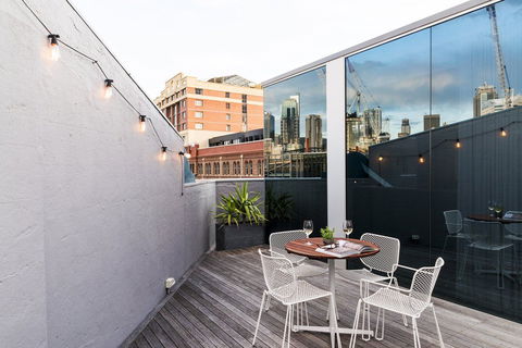 Ovolo 1888 Darling Harbour Hotel - Cruises Travel 4