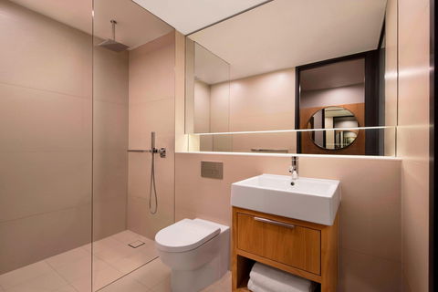 Four Points By Sheraton, Central Park - Cruises Travel 7
