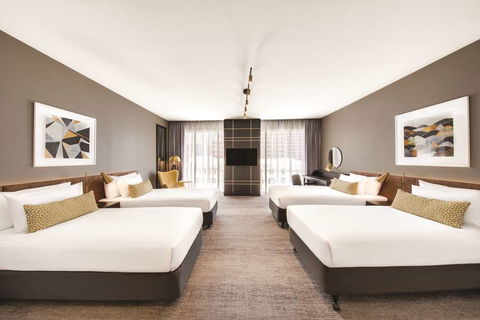 Vibe Hotel Sydney - Cruises Travel 3