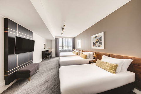 Vibe Hotel Sydney - Cruises Travel 11