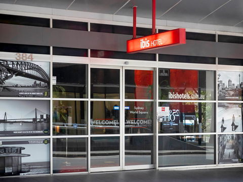 Hotel Ibis World Square - Cruises Travel 1