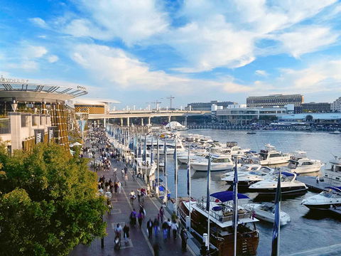 Hotel Ibis World Square - Cruises Travel 14