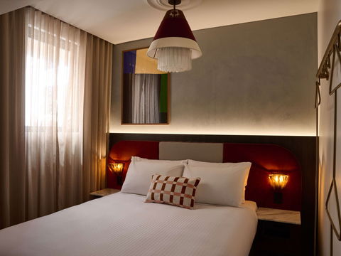 Hotel Morris Sydney - Cruises Travel 0