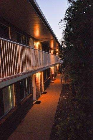 Emerald Maraboon Motor Inn - Cruises Travel 2