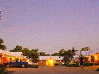 Emerald Maraboon Motor Inn - Cruises Travel 15