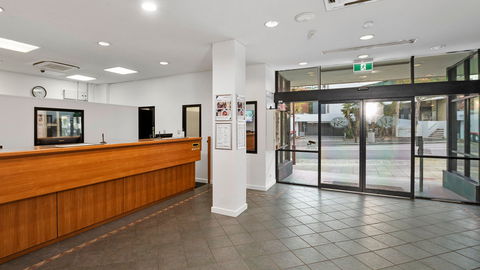 Metro Hotel Perth City - Cruises Travel 2