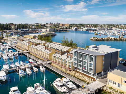Be Fremantle Serviced Apartments - Cruises Travel 0
