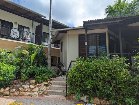 Palms City Resort - Tourism Guide 0