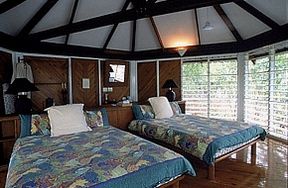 Cobourg Peninsula NT Cruises Travel