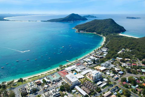 Ramada Resort Shoal Bay - Cruises Travel 0