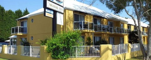 Admiral Nelson Motor Inn - Cruises Travel 0